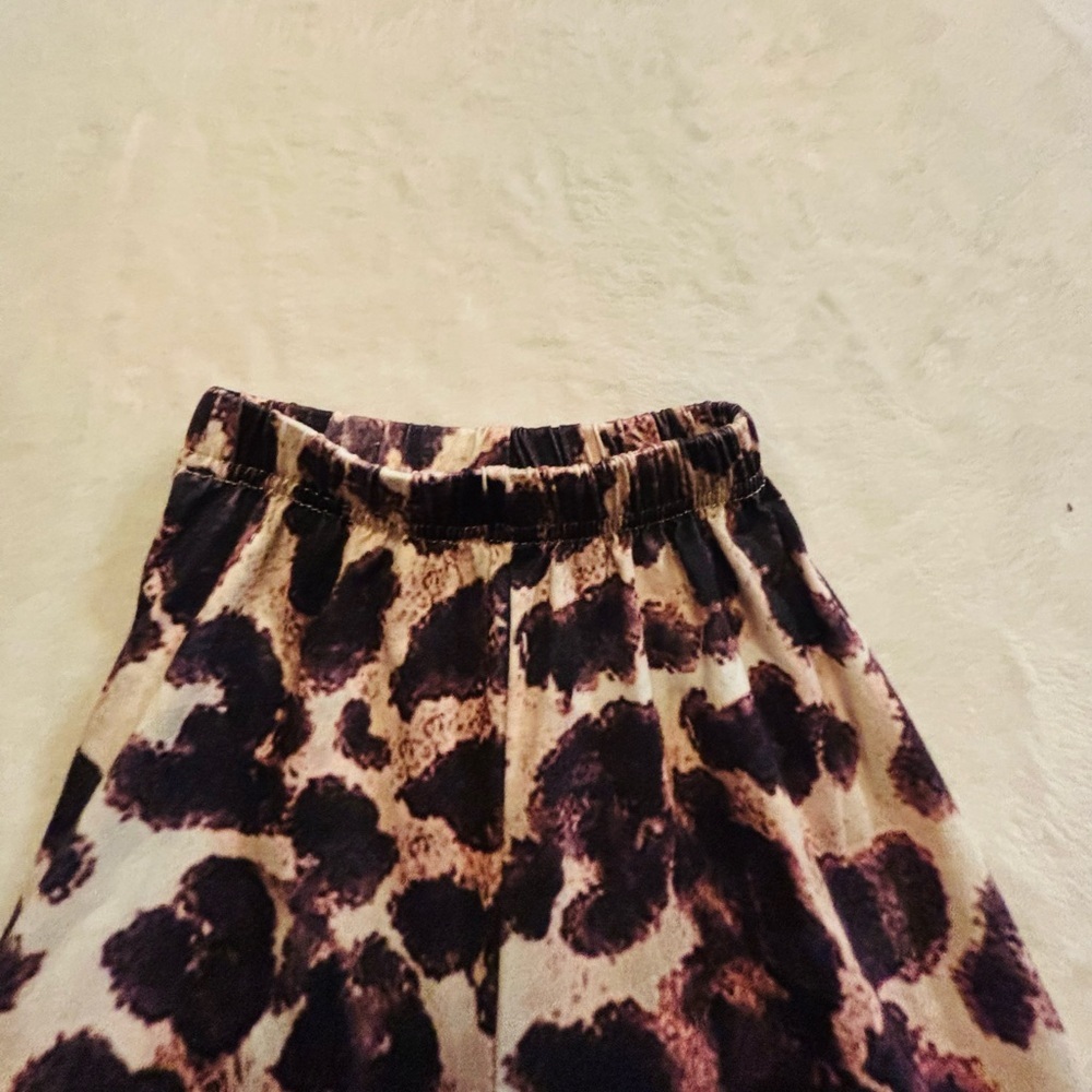 Leopard Print Kids Flared Bottoms 18-24 month NWOT - Picture 3 of 3